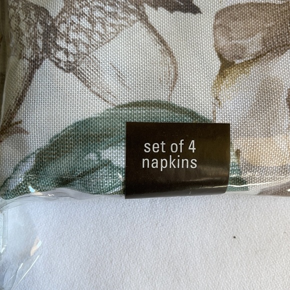 Holiday at Home Gourd Gath Sage Set of 20 Napkins. Brand New With tags. - Picture 3 of 6